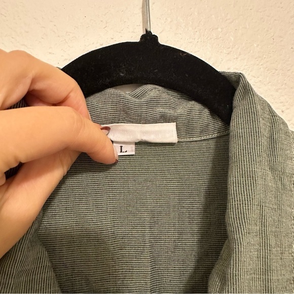 Bryn Walker Green 100% Linen Jacket Pearly Buttons Bottom Pockets Size Large - Picture 10 of 12